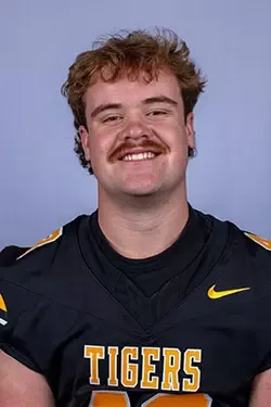 Logan Russell, Football, undefined