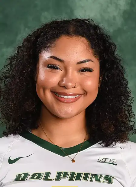 Taliah Benson, Volleyball, Le Moyne College