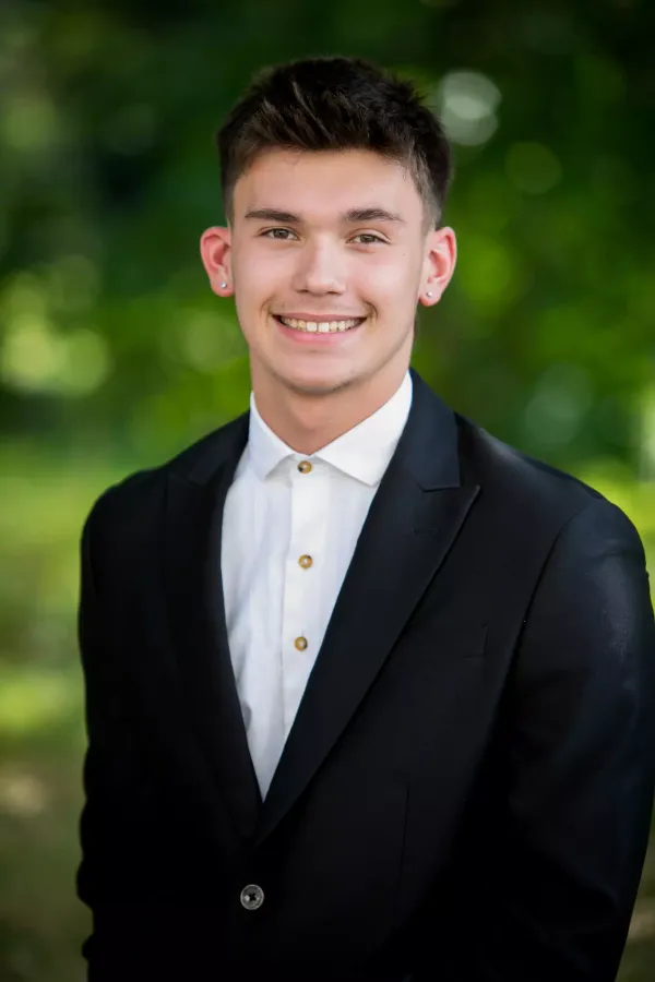 Gavin Abelende, Swimming & Diving, Loyola University Maryland