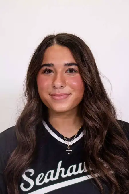 Julia Donello, Softball, Wagner College