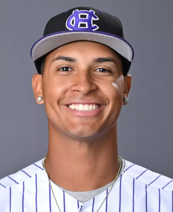 Pedro Leon, Baseball, College of the Holy Cross