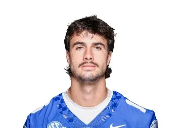 Alex Raynor, Football, undefined