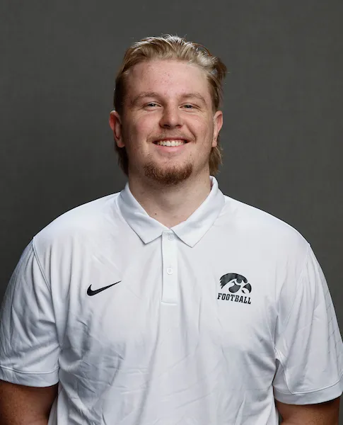 Owen Linder, Football, undefined