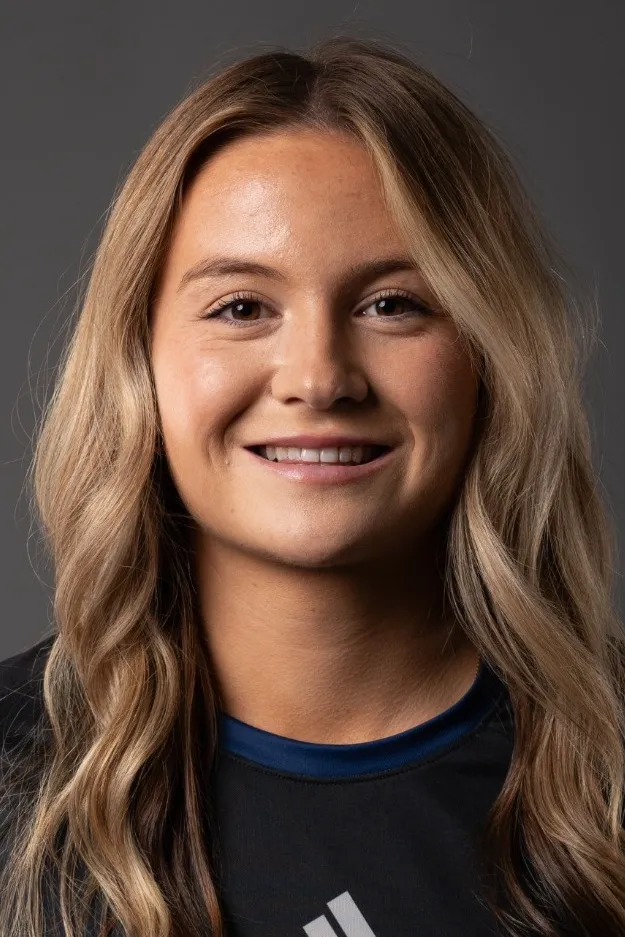 Clara Samson, Soccer, undefined