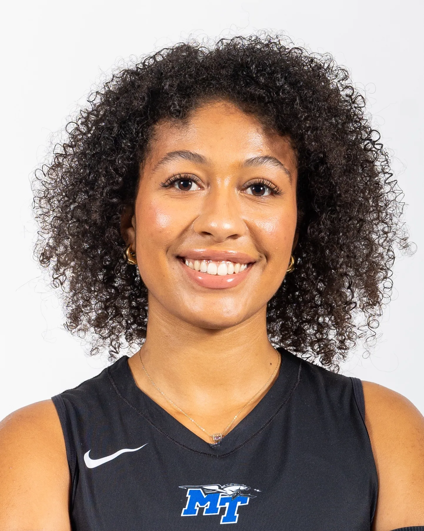 Ava Smith, Volleyball, undefined