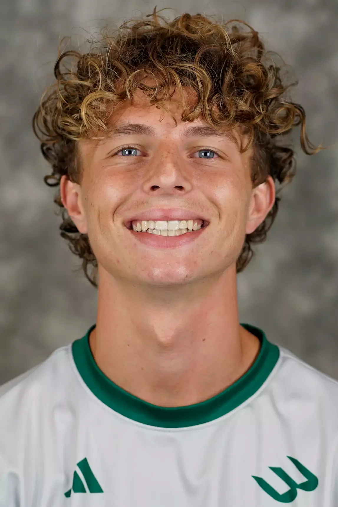 Zach Looney, Soccer, undefined