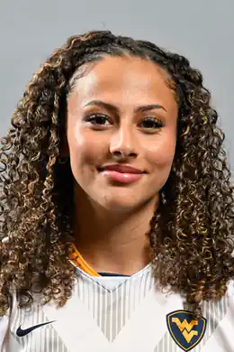 Christina Salama, Soccer, undefined