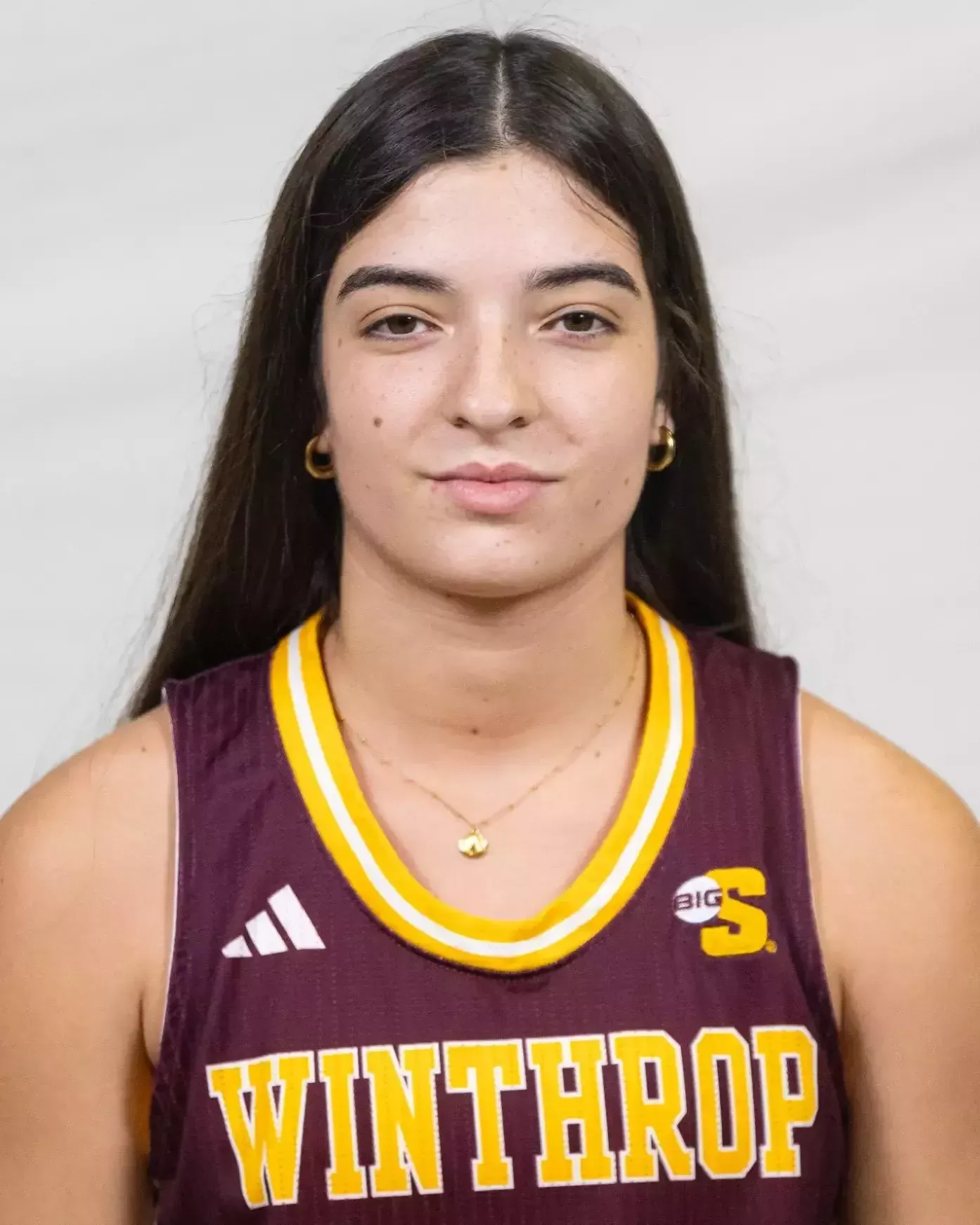 Laura Silva, Basketball, undefined