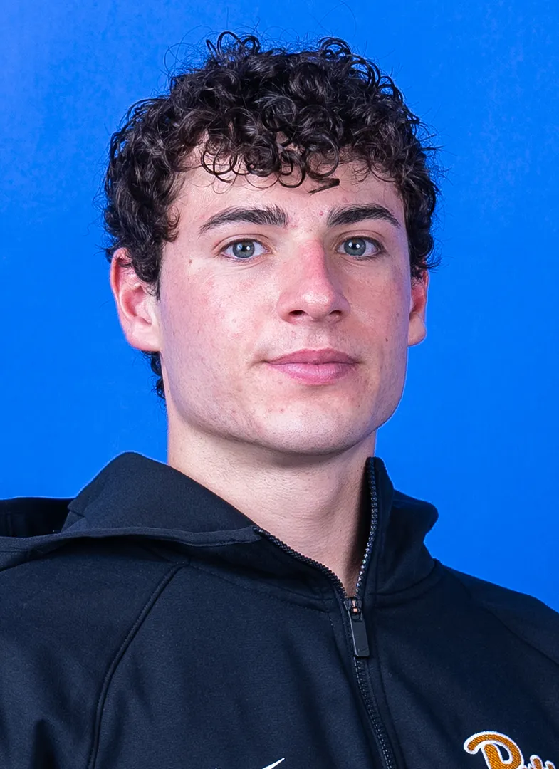 Luke Leale, Swimming & Diving, undefined