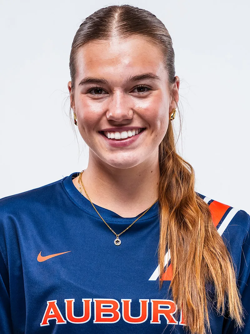Chloe Taylor, Soccer, undefined