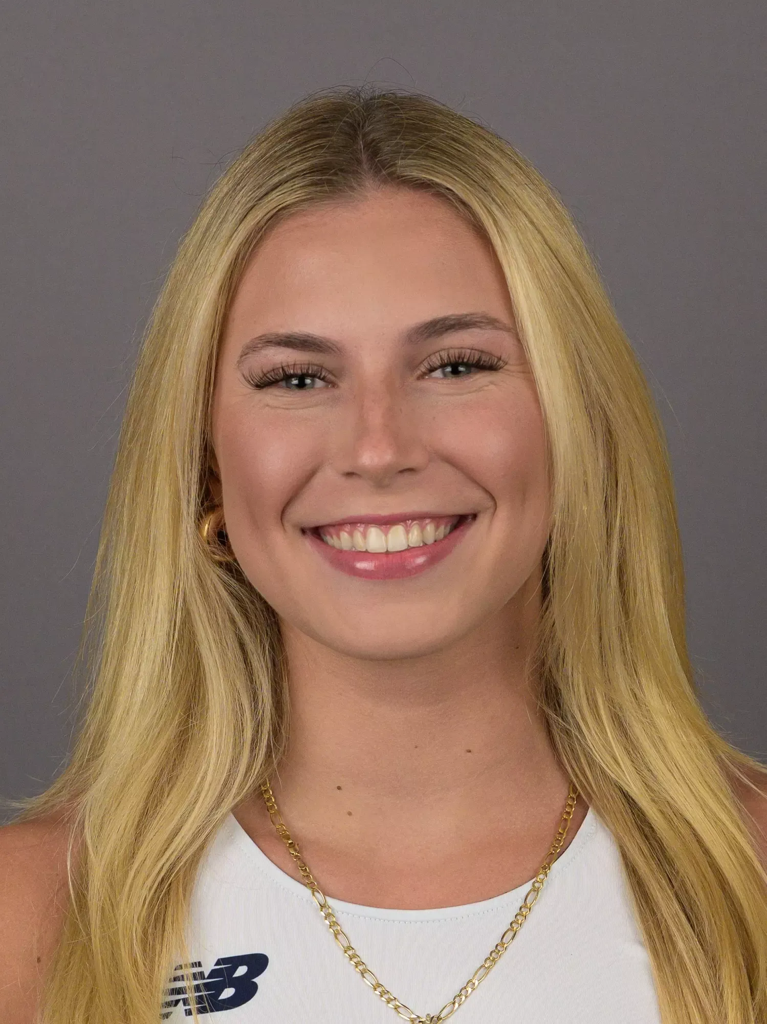 Ella Gizmunt, Volleyball, Merrimack College