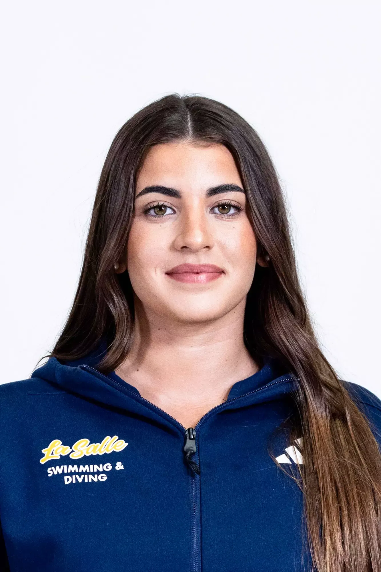 Carlota Ungo, Swimming & Diving, La Salle University