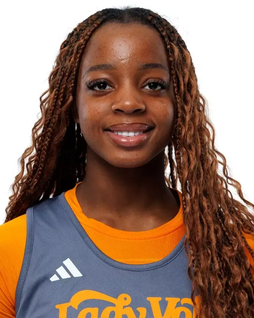 Irene Oboavwoduo, Basketball, undefined