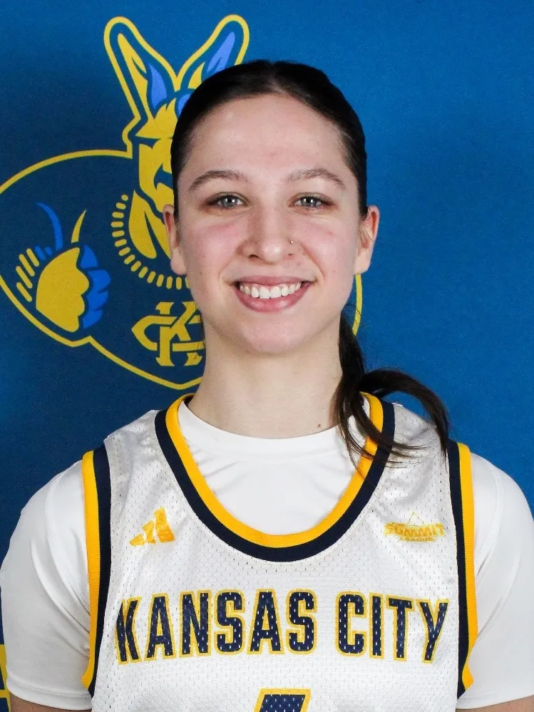 Lili Szabo, Basketball, undefined