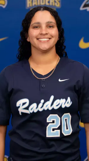 Julianna Nieves, Softball, undefined