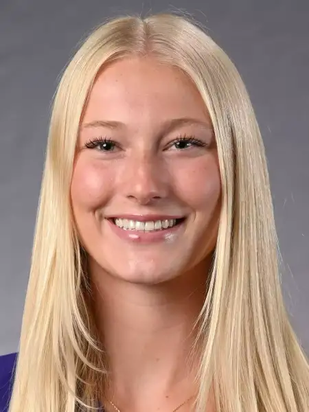 Nina Coffee, Hockey, College of the Holy Cross