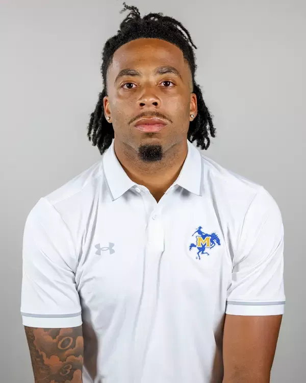 Elisha Edwards, Football, undefined