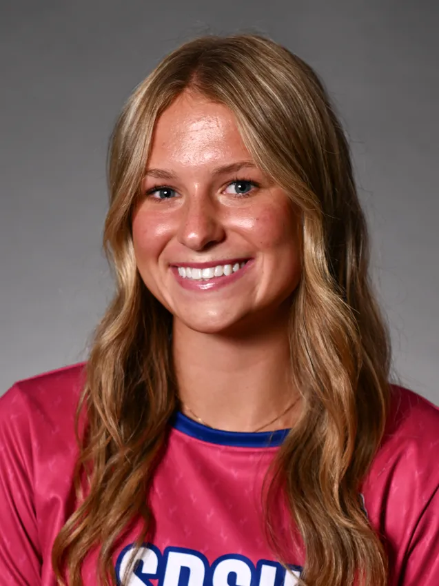 Mallorie Benhart, Soccer, undefined