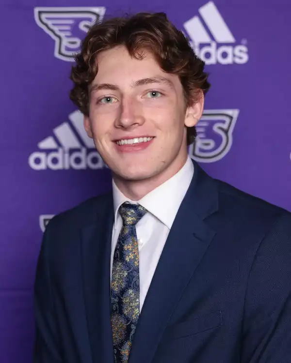 Landon Mackie, Hockey, Stonehill College
