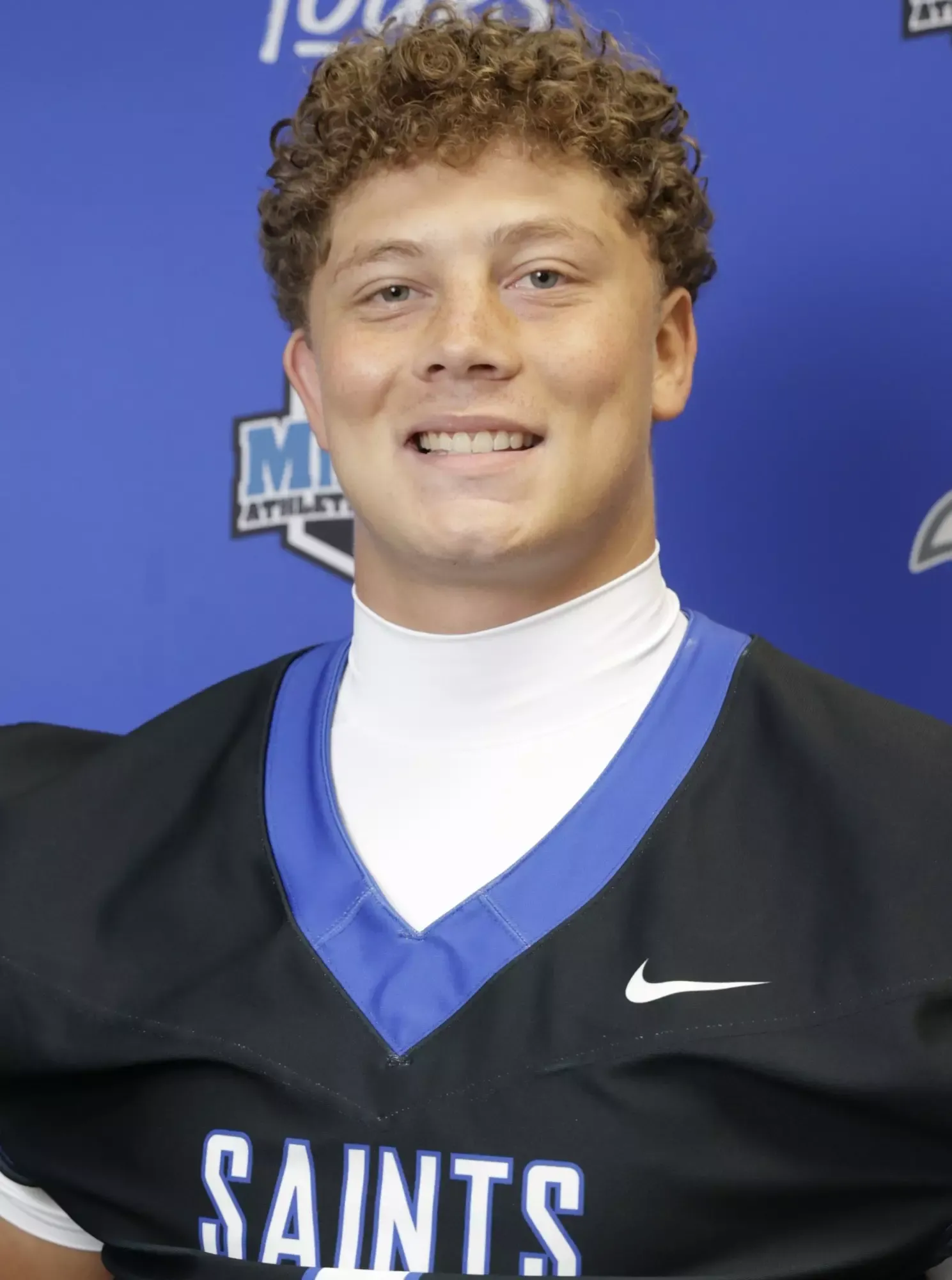 Logan Verax, Football, undefined