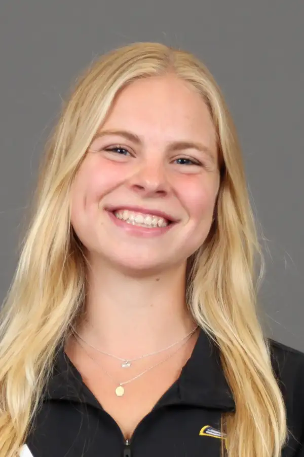 Anna Roberson, Track and Field (O), University of Tennessee at Chattanooga
