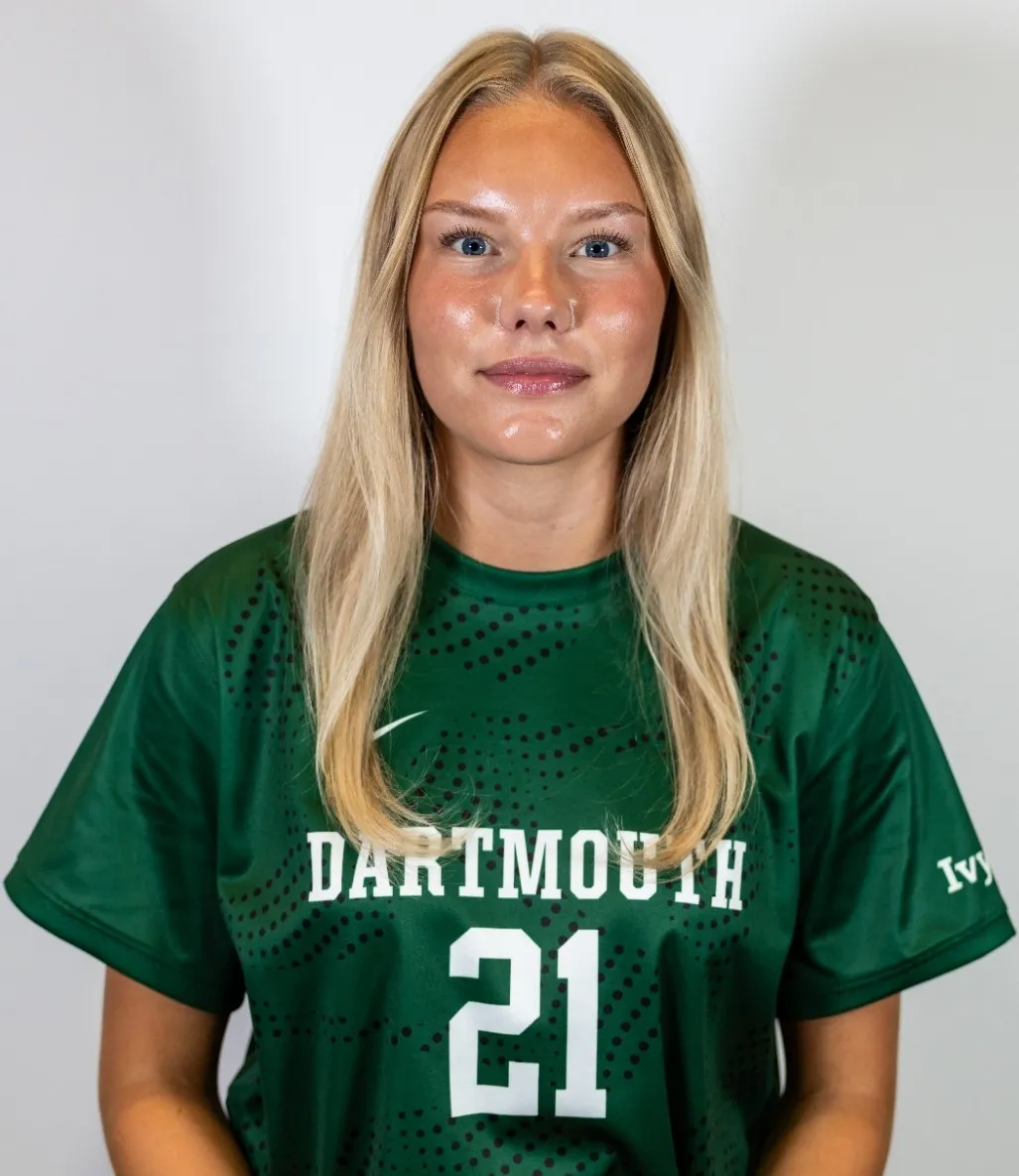 Klara Schotte, Soccer, Dartmouth College