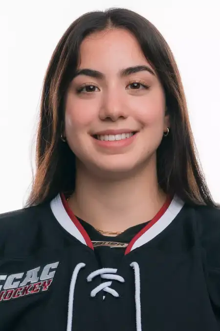 Emi Biotti, Hockey, Harvard University