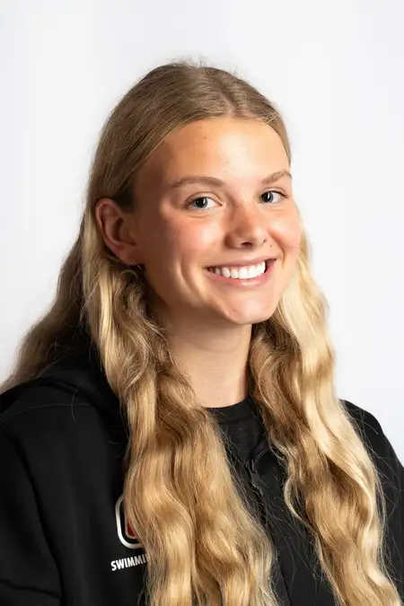 Lauren McDonagh, Swimming & Diving, University of Nebraska Omaha