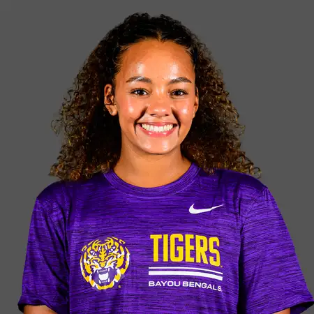 Zoe Carlos-Broc, Swimming & Diving, Louisiana State University