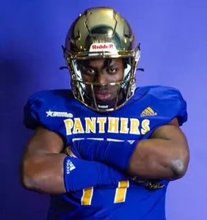 Aquarion Byers, Football, undefined