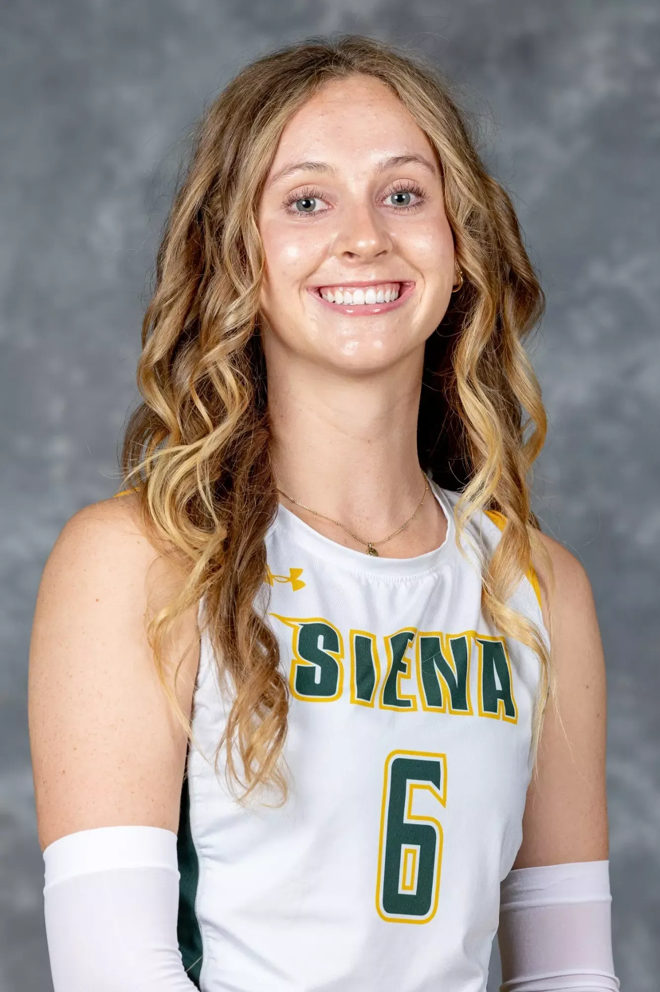 Natalia Clifford, Volleyball, undefined