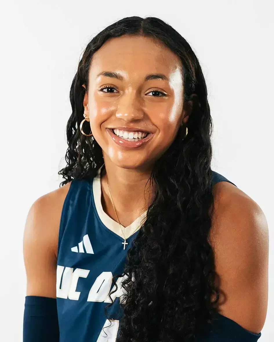 Jada Johnson, Volleyball, University of California, Davis