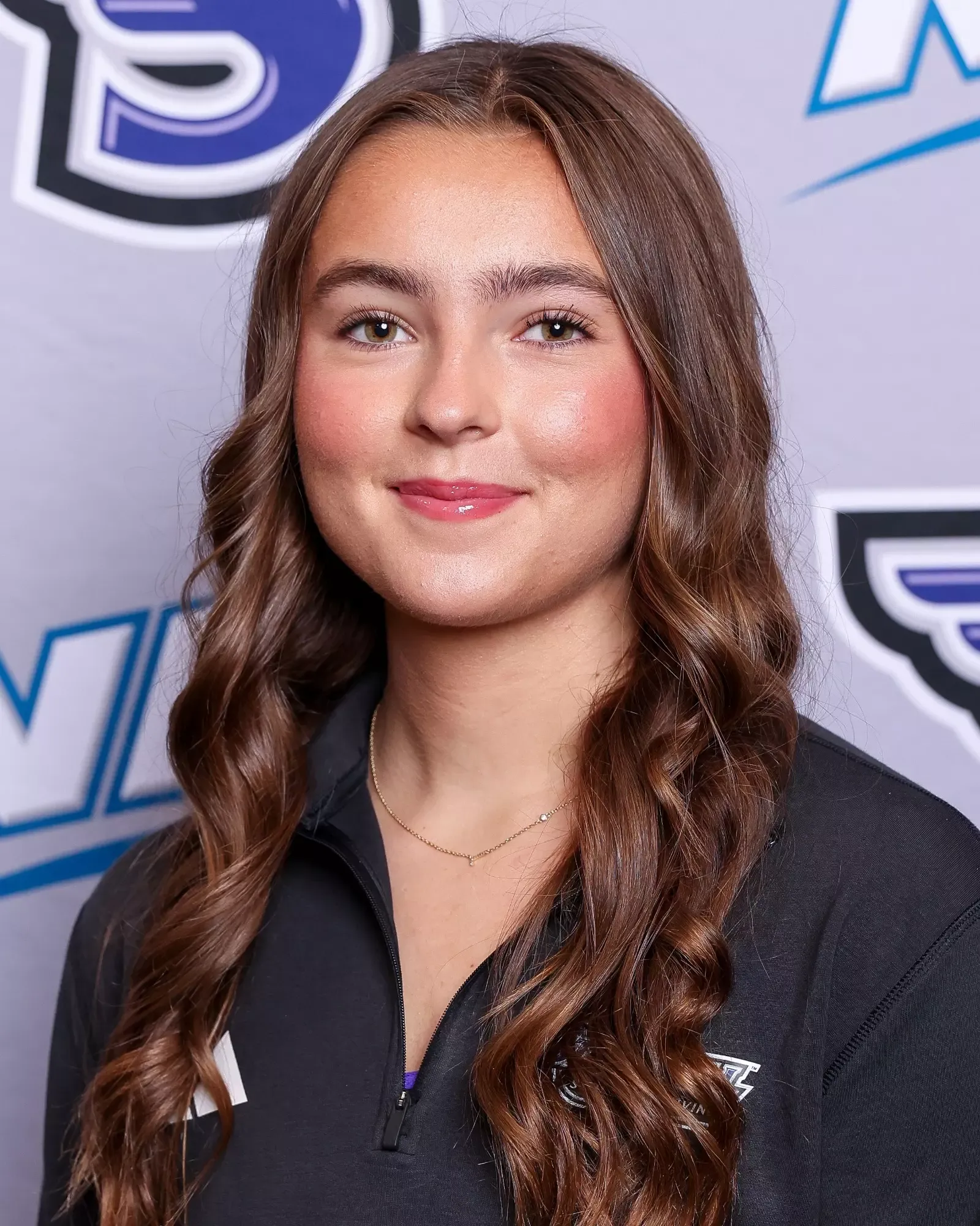 Liz Molinelli, Swimming & Diving, Stonehill College