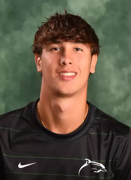 Inigo Ferrer, Soccer, Le Moyne College