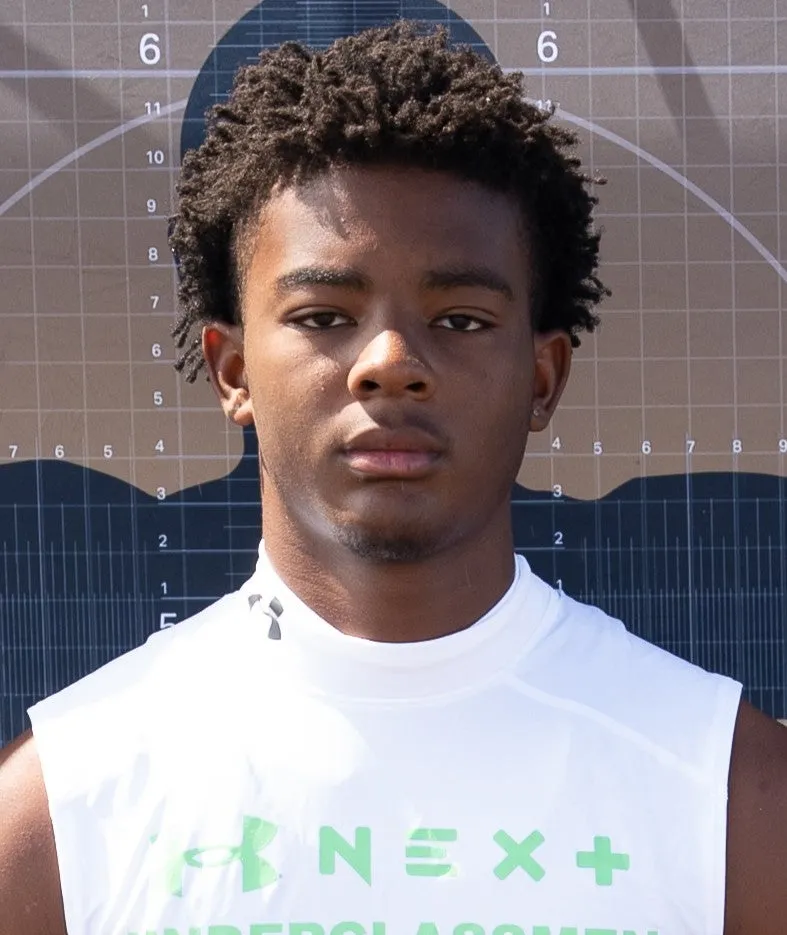 Reign Broadway, Football, undefined