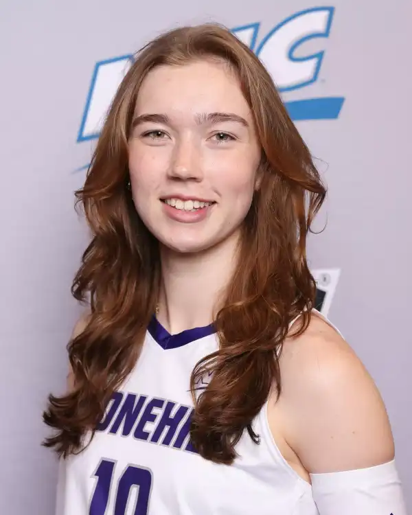 Cat Detweiler, Volleyball, Stonehill College