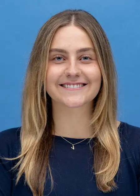 Veronica Mika, Fencing, Columbia University