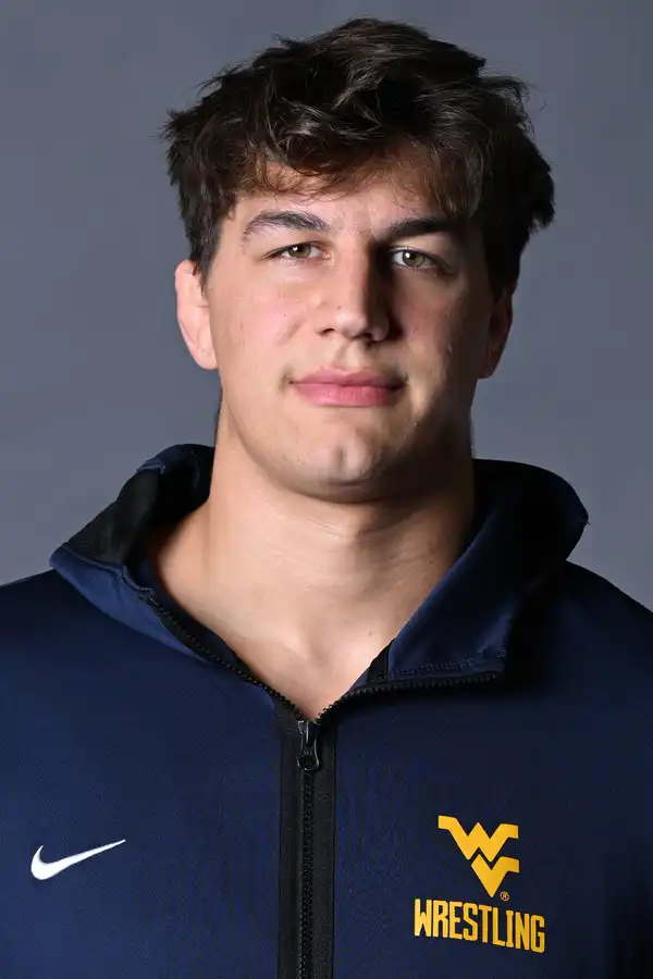 Max Vanadia, Wrestling, West Virginia University