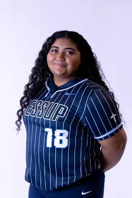 Nohemi Livingston, Softball, Jessup University