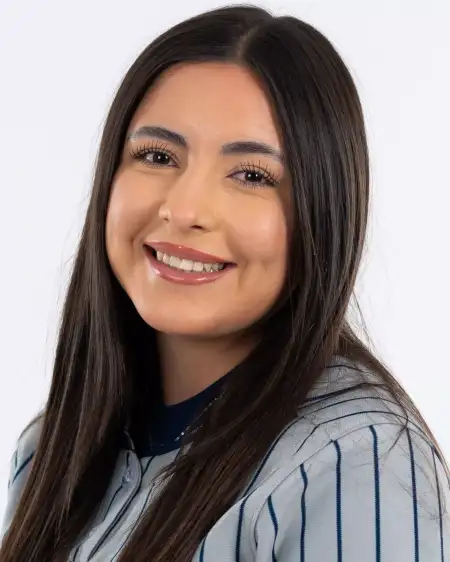 Abril Parker, Softball, University of California, Davis