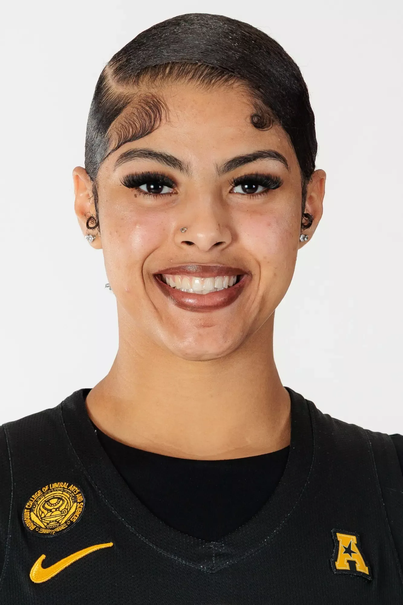 Lili Harrison, Basketball, undefined
