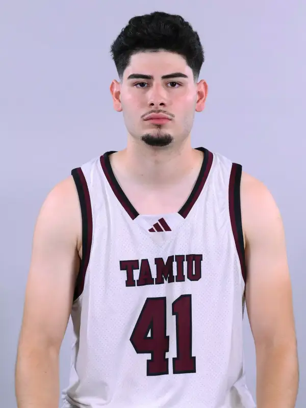 Rogelio Leyendecker, Basketball, Texas A&M International University