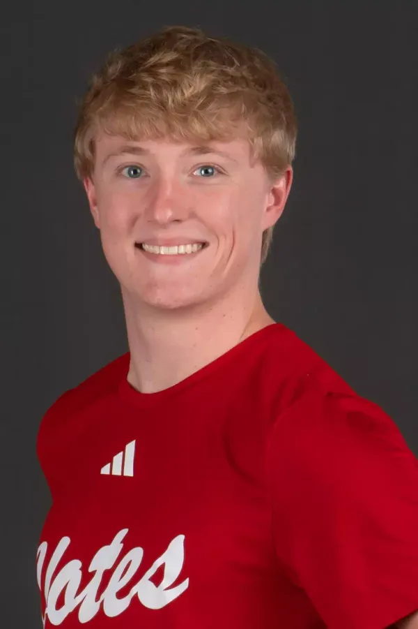 Teague Bates, Swimming & Diving, University of South Dakota
