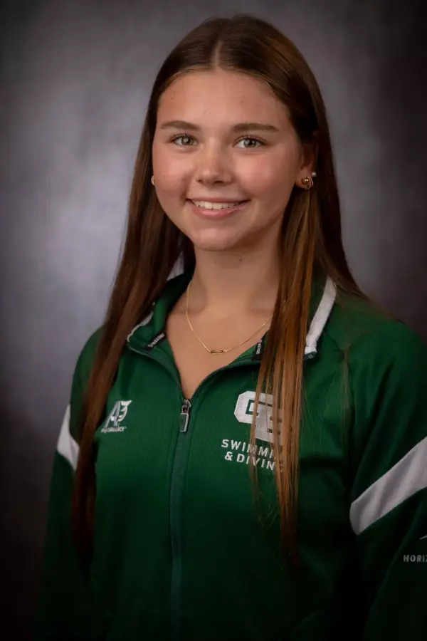 Zoe Chalfant, Swimming & Diving, University of Wisconsin-Green Bay