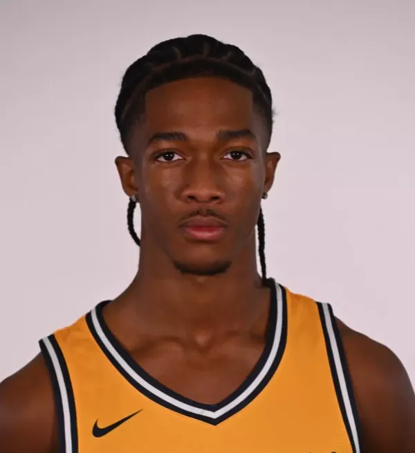 Marshaun Russell, Basketball, Dominican University