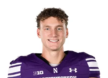 Luke Akers, Football, undefined