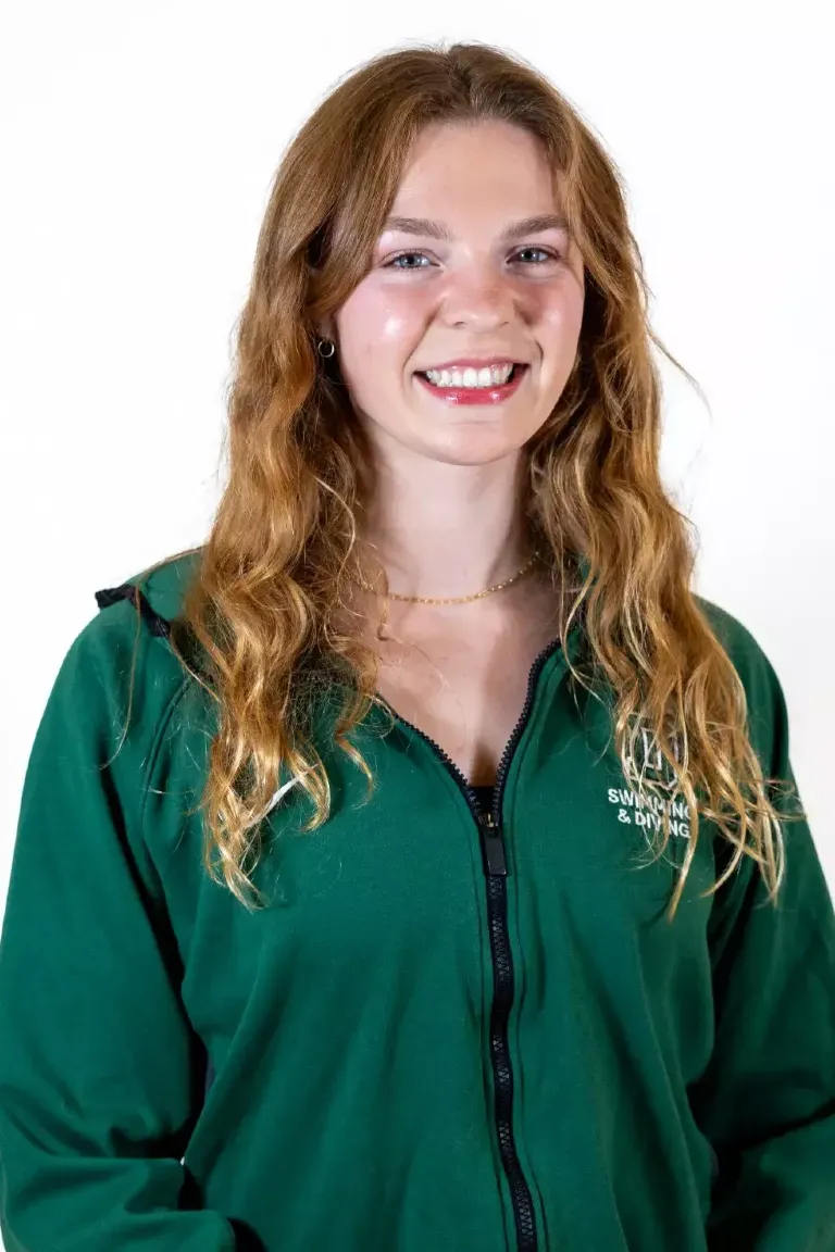 Izzy Mundee, Swimming & Diving, Dartmouth College