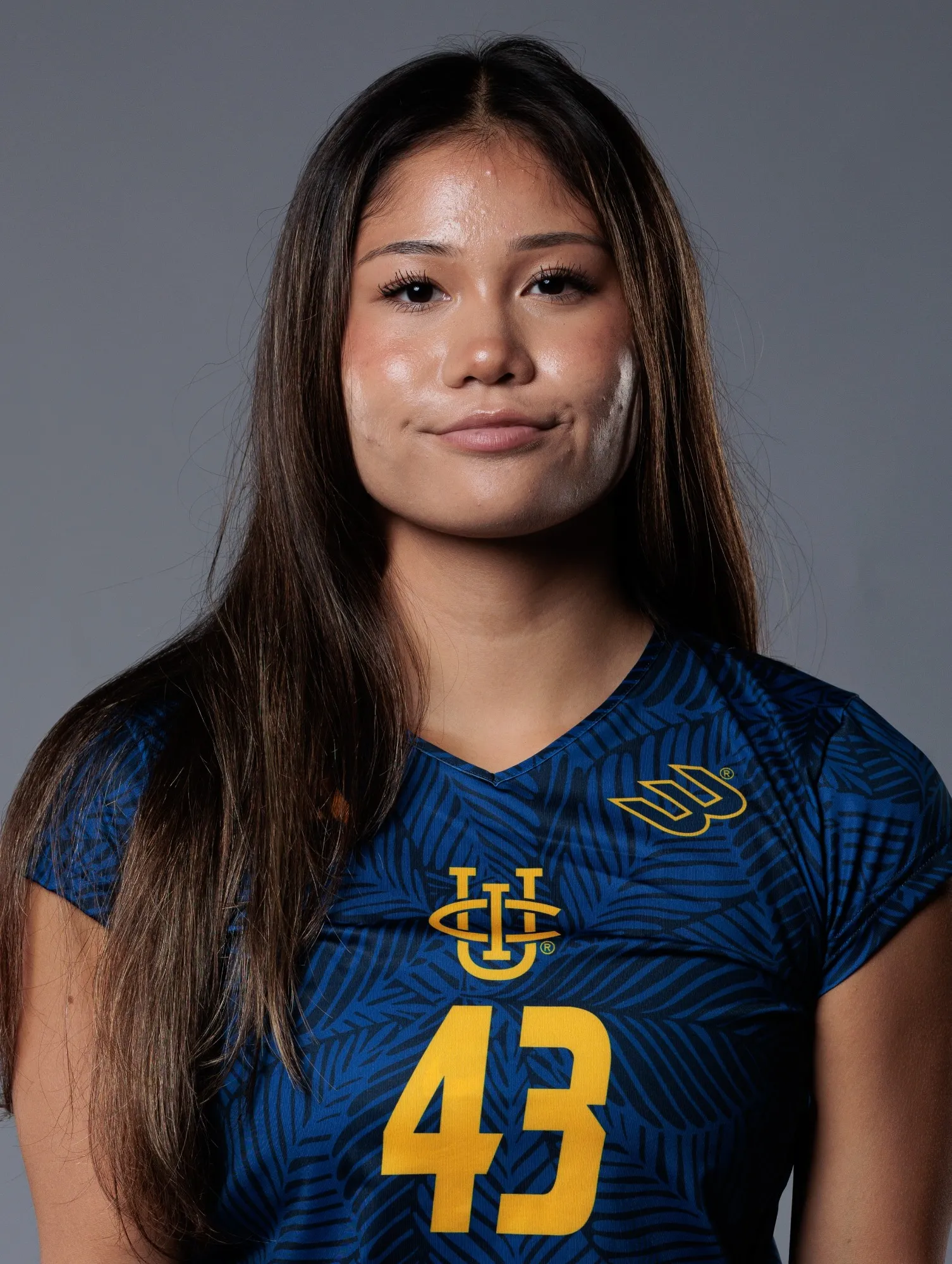 Tata Vongfak, Volleyball, University of California, Irvine