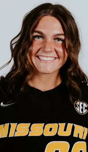 Kayley Lenger, Softball, undefined