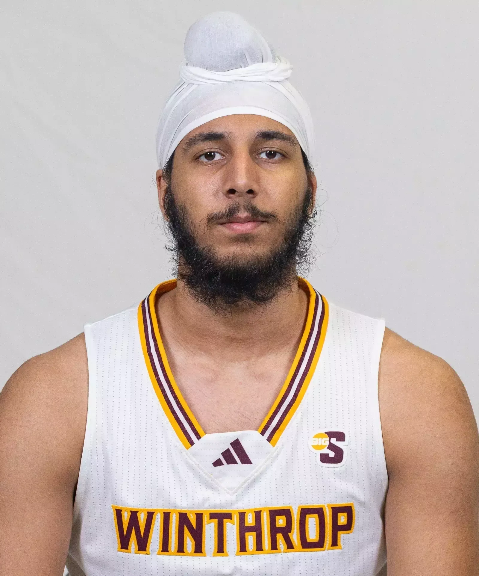 Eesher Singh Sarai, Basketball, undefined